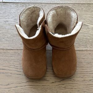 UGG Kids Chestnut Suede Shearling Ankle Boots